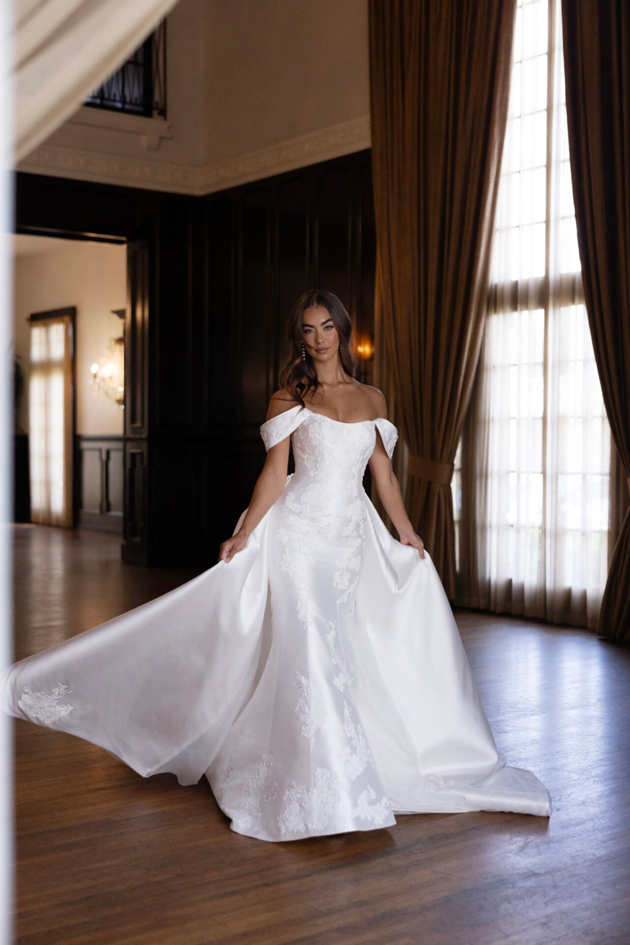 Elegant Matte Lace and Mikado Fit-and-Flare Wedding Dress with Detachable Overskirt