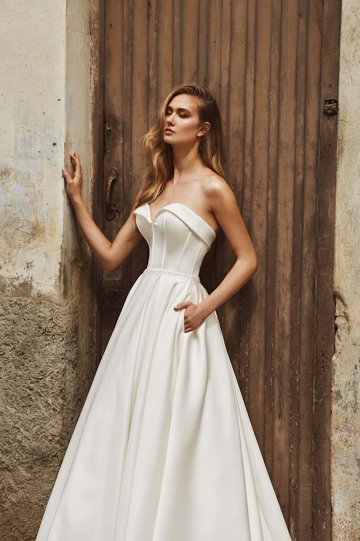 L'Amour by Calla Blanche - Lindsey