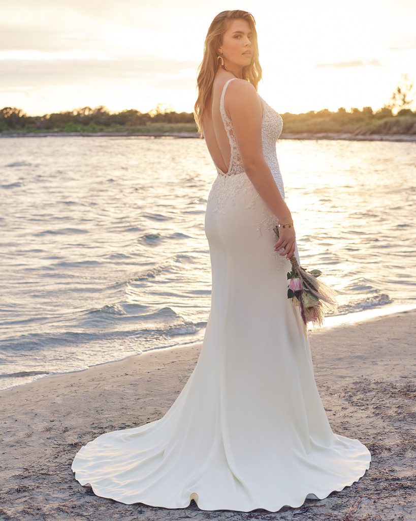 RI Carmen Lynette